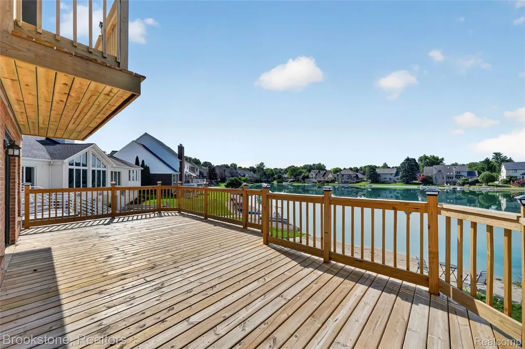 8828 Grace Street Shelby Charter Township MI 48317