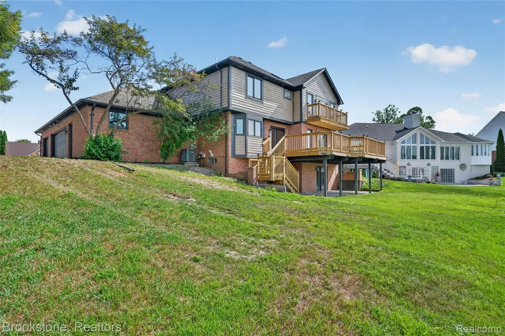 8828 Grace Street Shelby Charter Township MI 48317