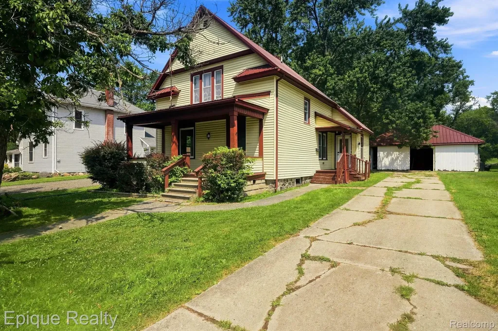 305 North Street Yale City MI 48097