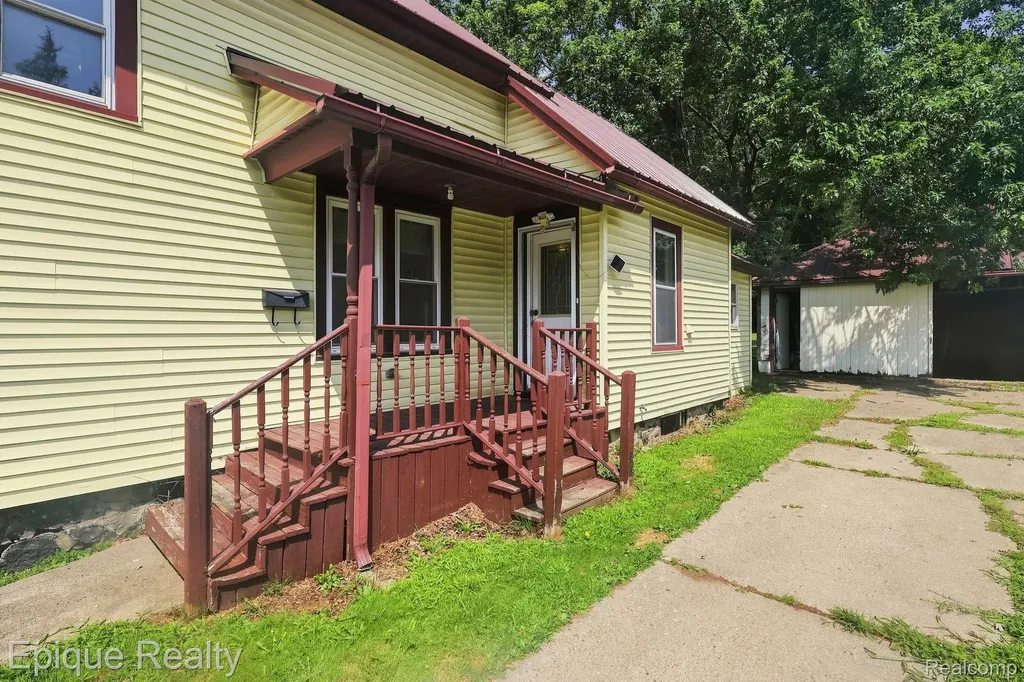 305 North Street Yale City MI 48097