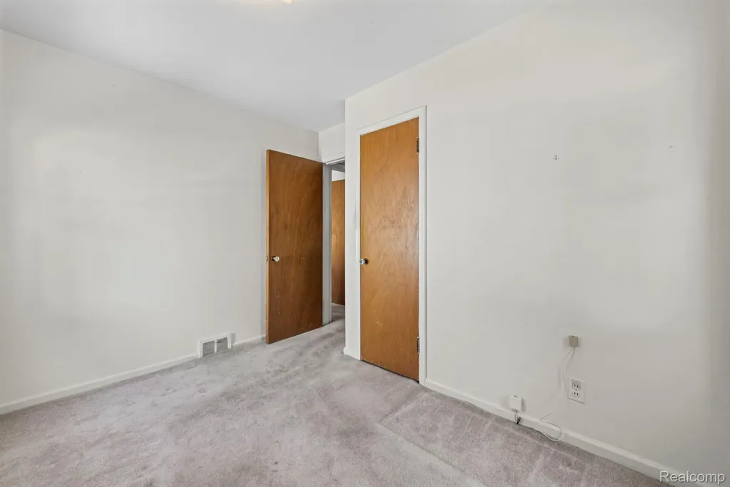 3035 Wolcott Street Ferndale City MI 48220