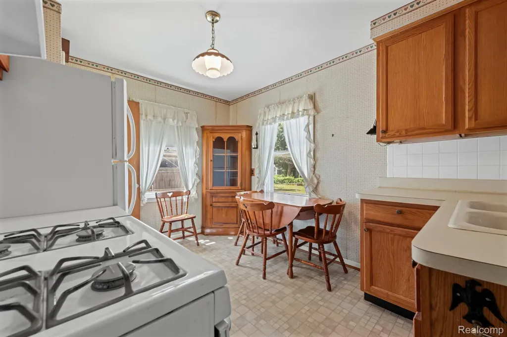 3035 Wolcott Street Ferndale City MI 48220
