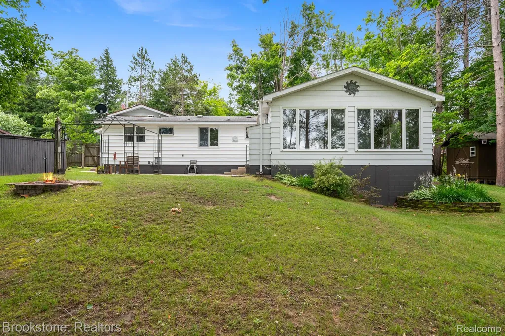5699 S Smith Road Grant Township MI 49721