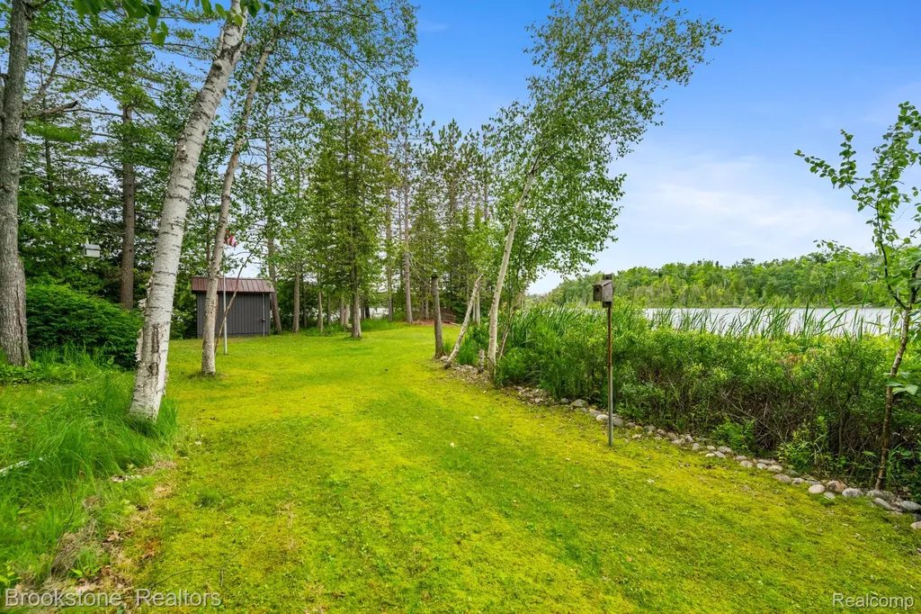 5699 S Smith Road Grant Township MI 49721