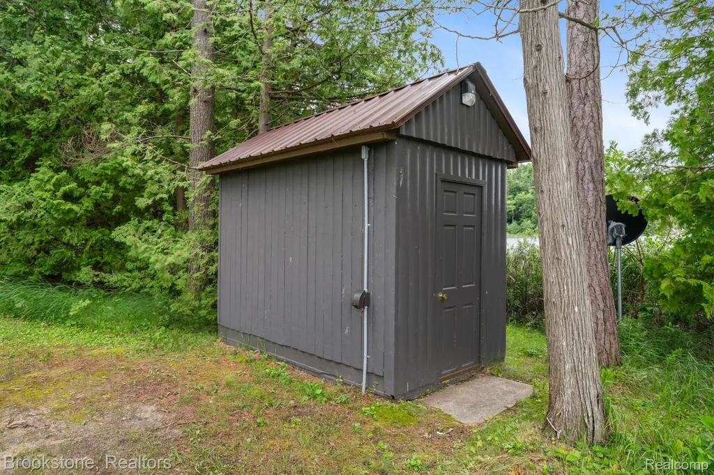 5699 S Smith Road Grant Township MI 49721
