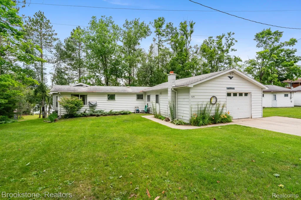 5699 S Smith Road Grant Township MI 49721