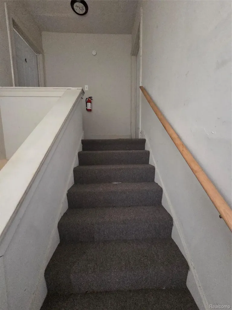17129 Westphalia Street Detroit City MI 48205