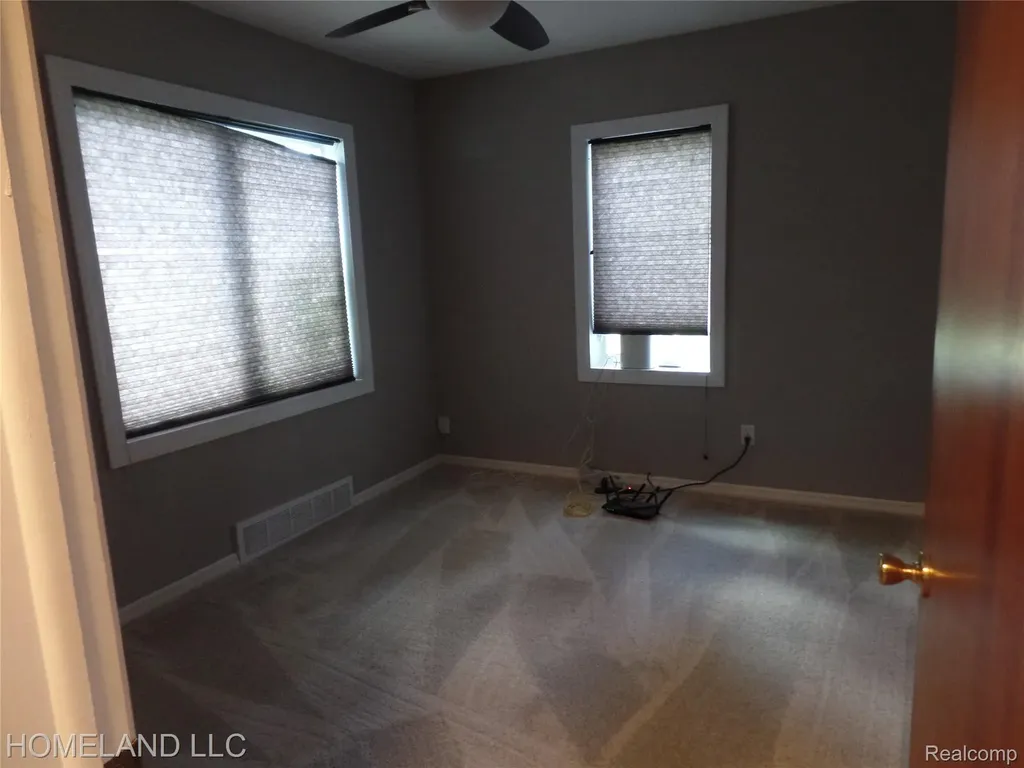 4039 Lotus Drive Waterford Charter Township MI 48329
