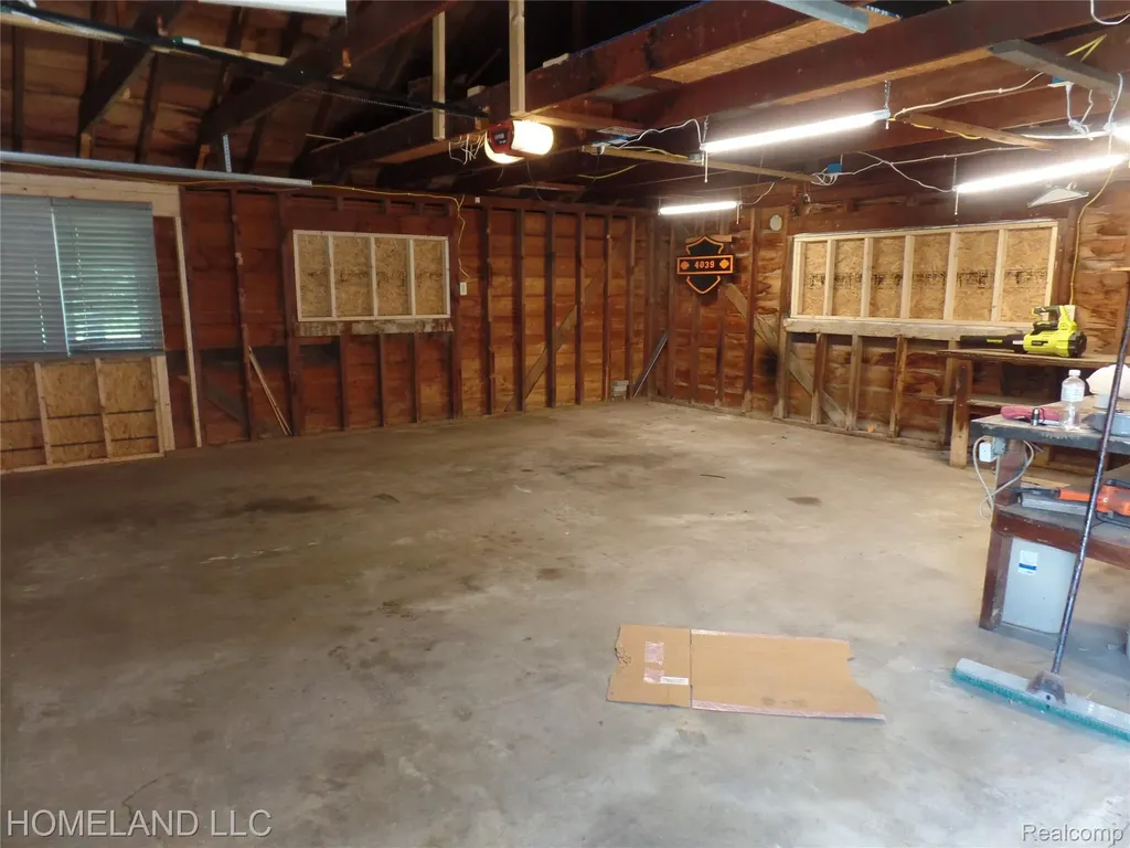 4039 Lotus Drive Waterford Charter Township MI 48329