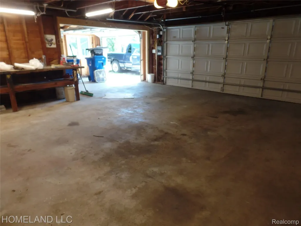 4039 Lotus Drive Waterford Charter Township MI 48329