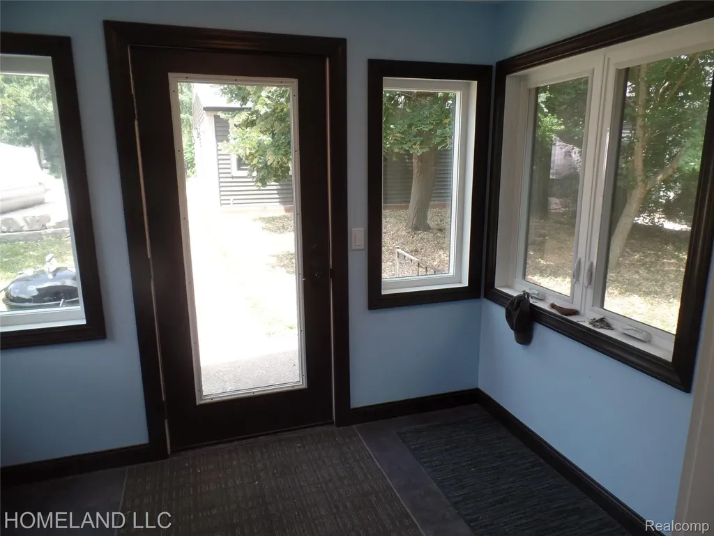 4039 Lotus Drive Waterford Charter Township MI 48329