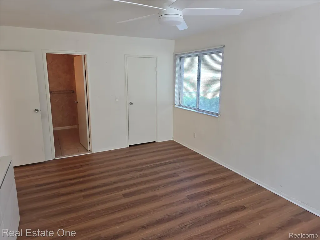 2027 Klingensmith Road Bloomfield Hills City MI 48302