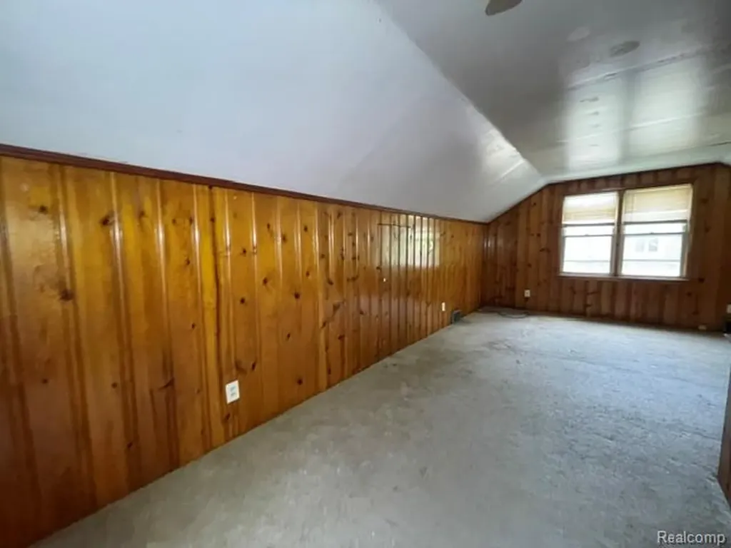 15886 Collingham Drive Detroit City MI 48205