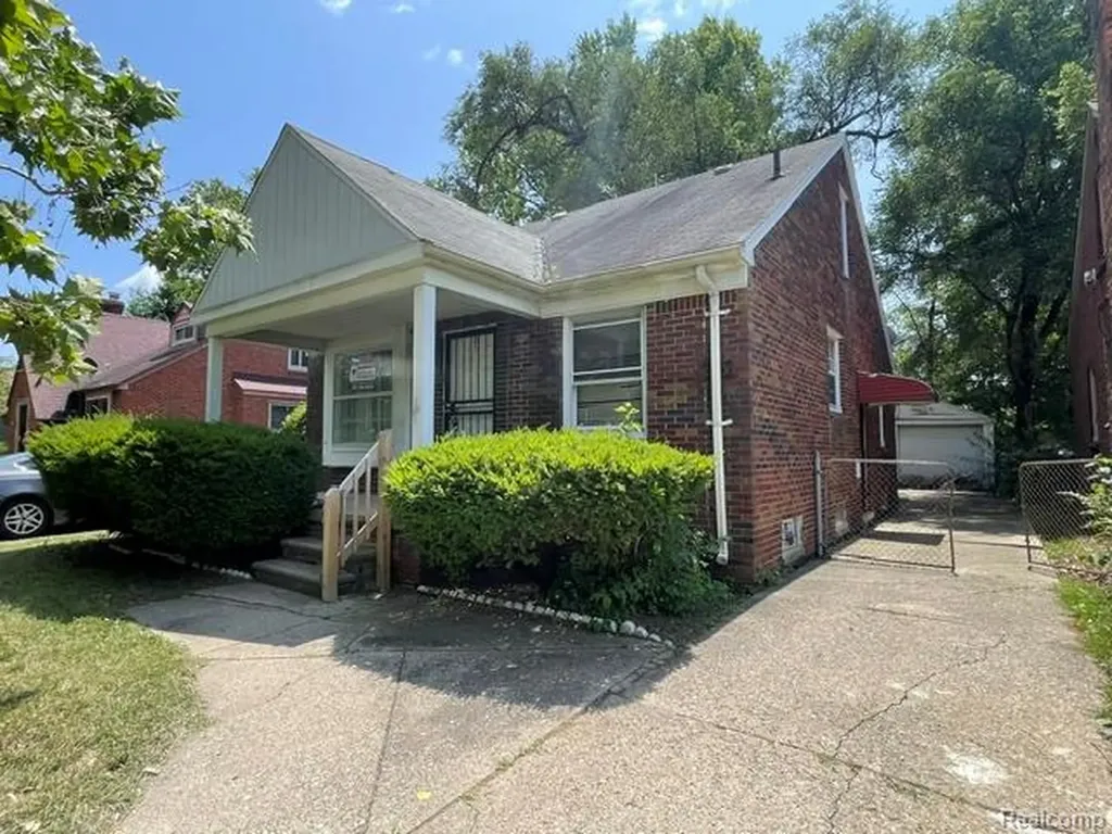 15886 Collingham Drive Detroit City MI 48205