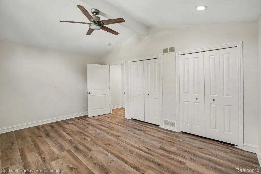 2664 Woodford Drive Sterling Heights City MI 48310