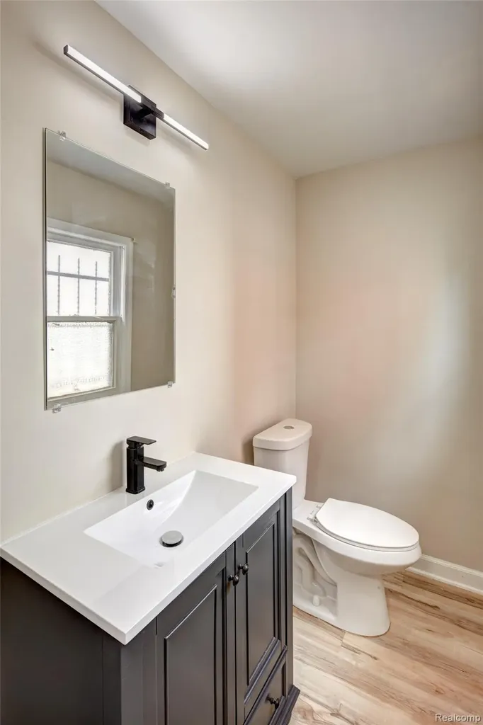 12875 Archdale Street Detroit City MI 48227