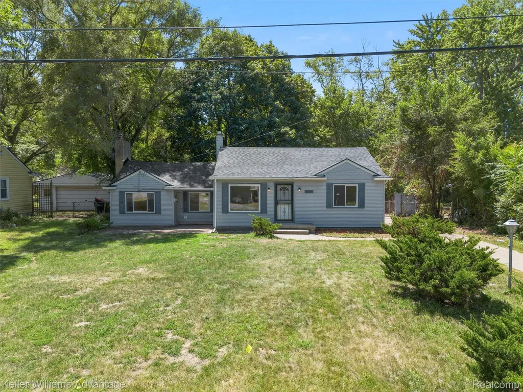 21645 Frazer Avenue Southfield City MI 48075