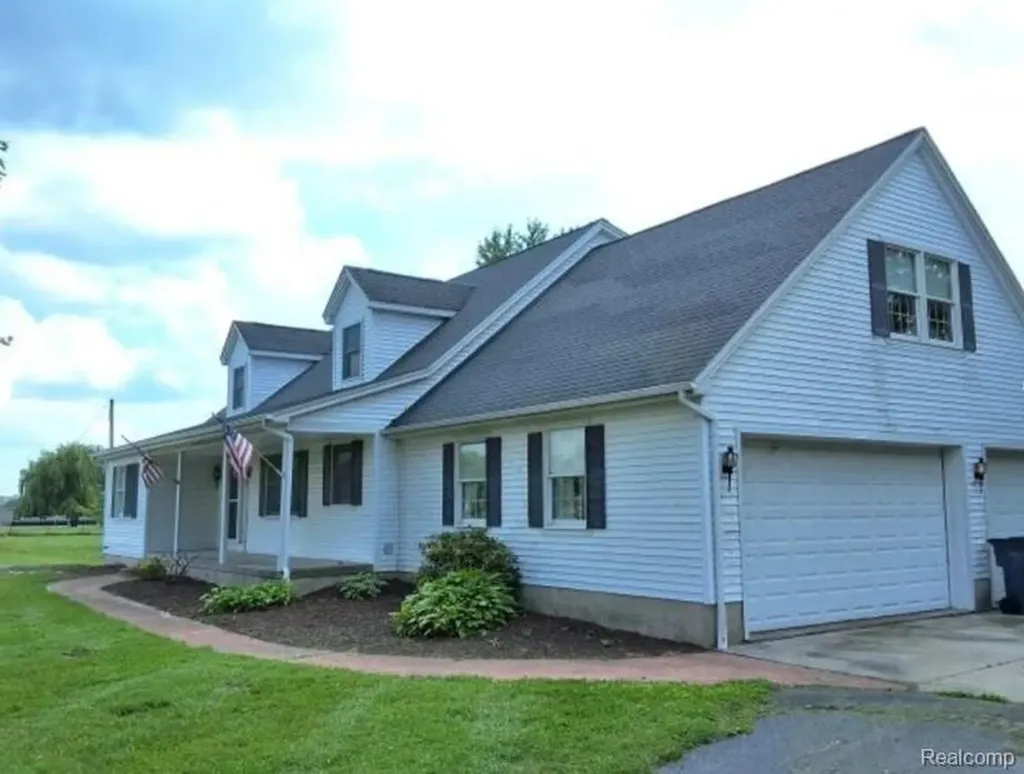 6700 Starville Road Cottrellville Township MI 48039