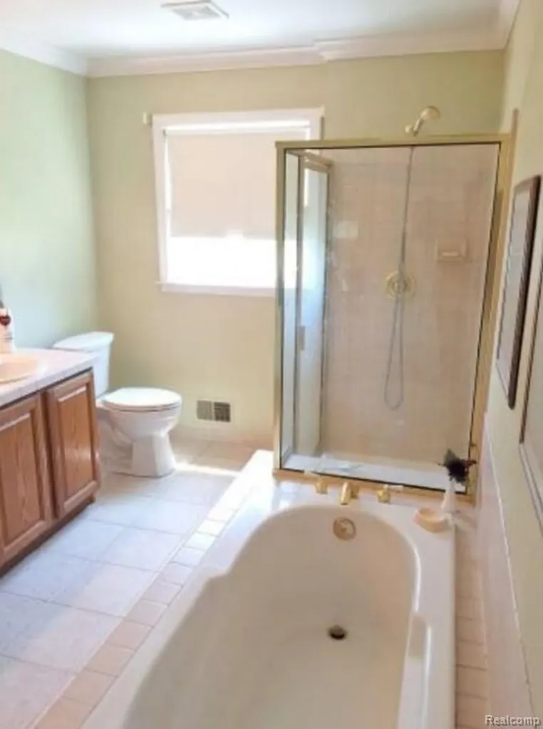 6700 Starville Road Cottrellville Township MI 48039
