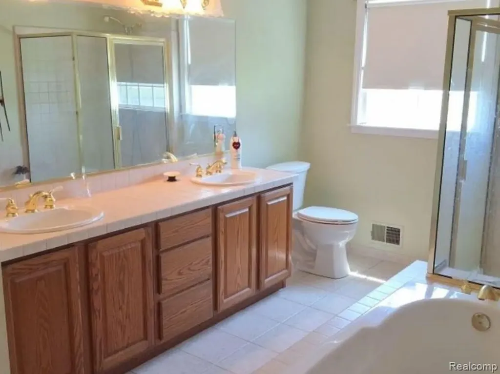 6700 Starville Road Cottrellville Township MI 48039