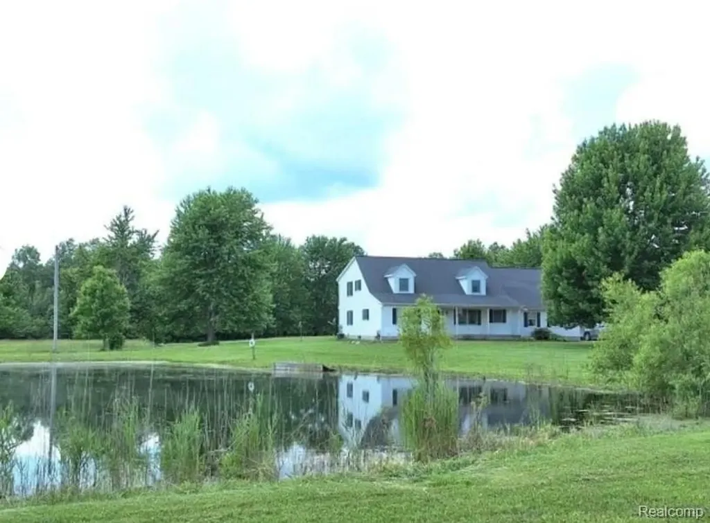 6700 Starville Road Cottrellville Township MI 48039