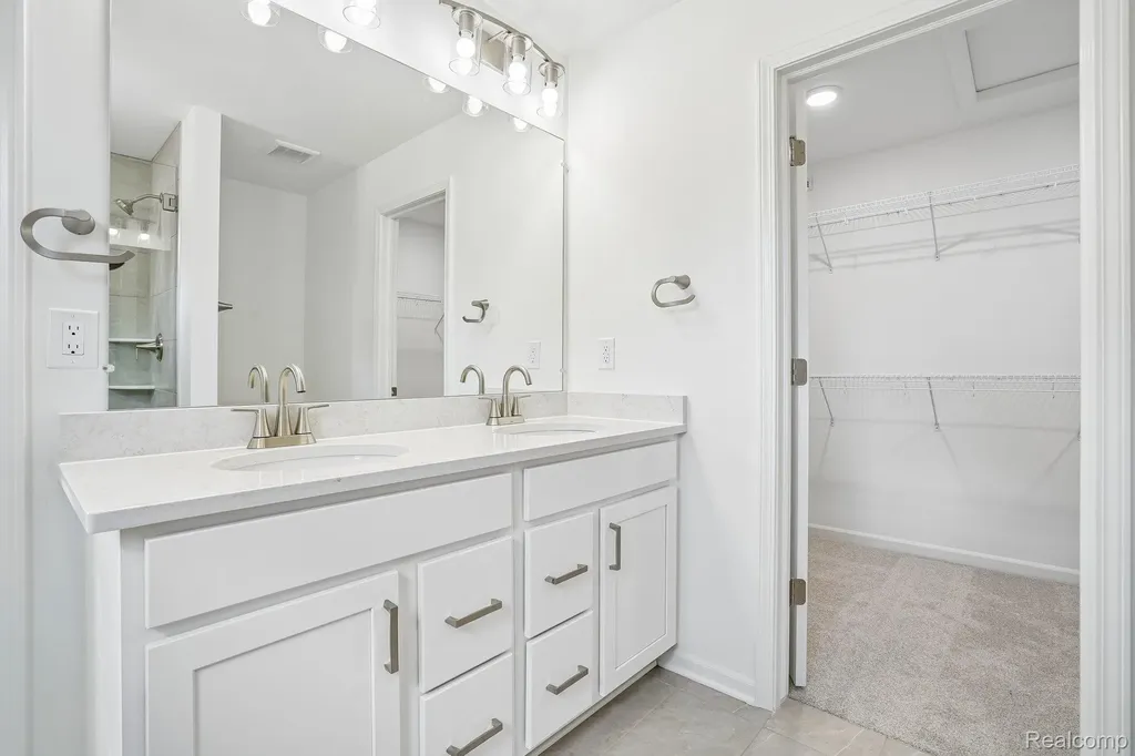 301 Lantana Drive Brighton City MI 48116