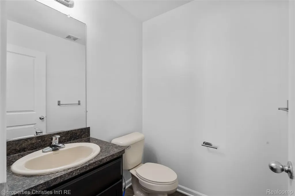 8107 N Hubbard Street Westland City MI 48185