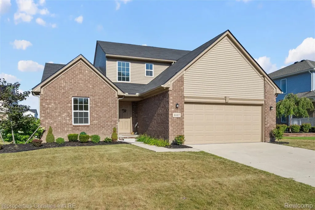 8107 N Hubbard Street Westland City MI 48185