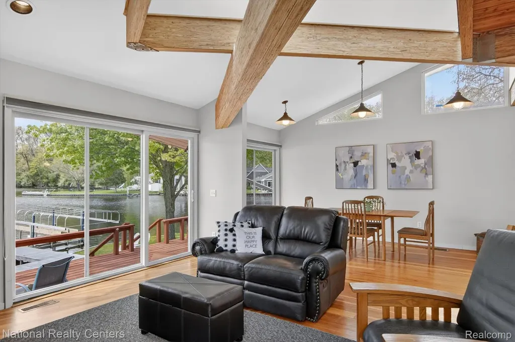 11505 Sunset Boulevard Putnam Township MI 48169