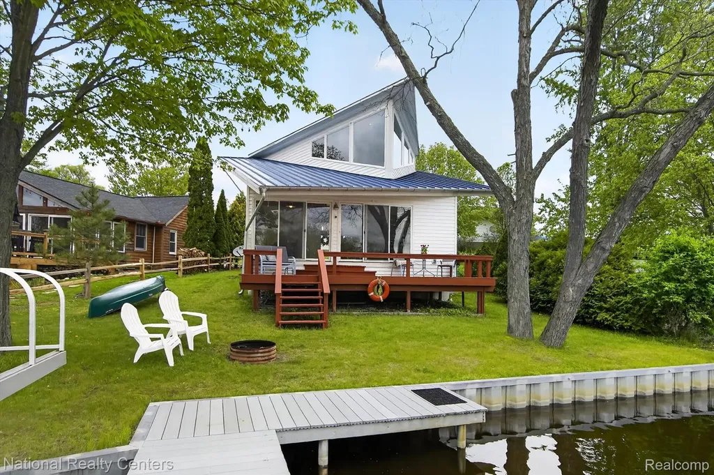 11505 Sunset Boulevard Putnam Township MI 48169