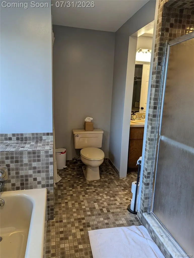 2509 Munster Road Rochester Hills City MI 48309