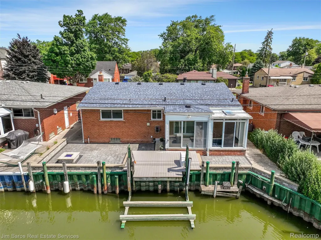 22444 Wildwood Street St. Clair Shores City MI 48081