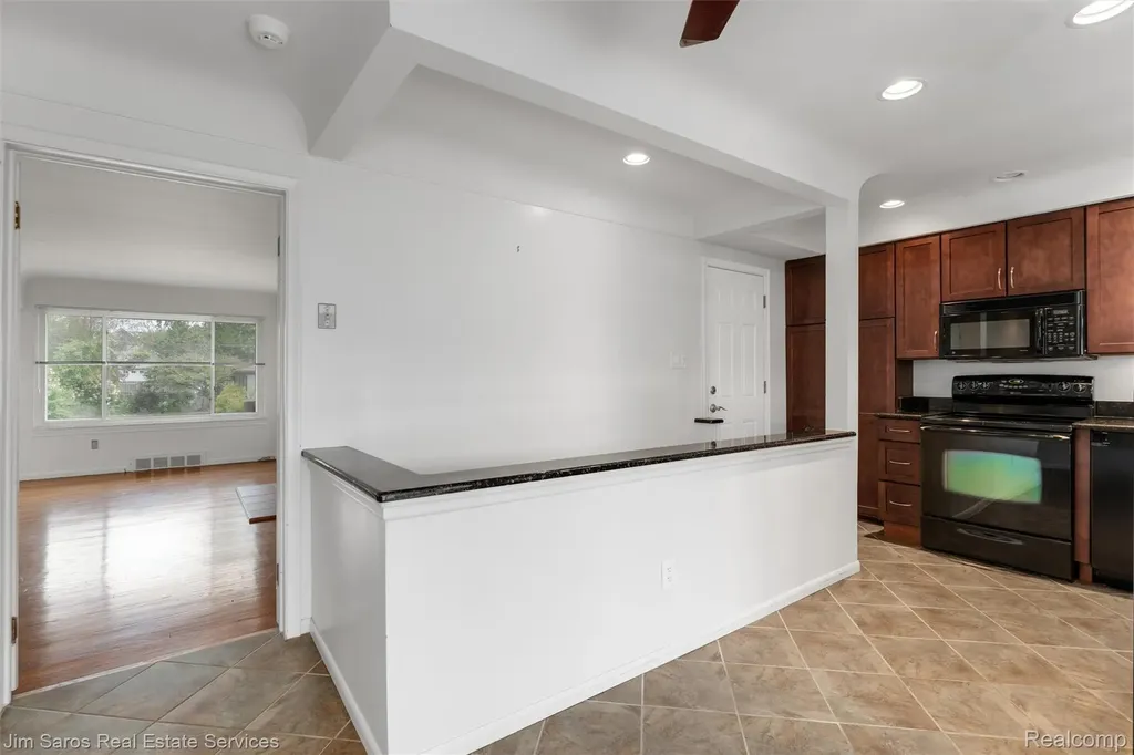 22444 Wildwood Street St. Clair Shores City MI 48081