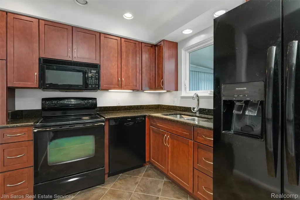 22444 Wildwood Street St. Clair Shores City MI 48081