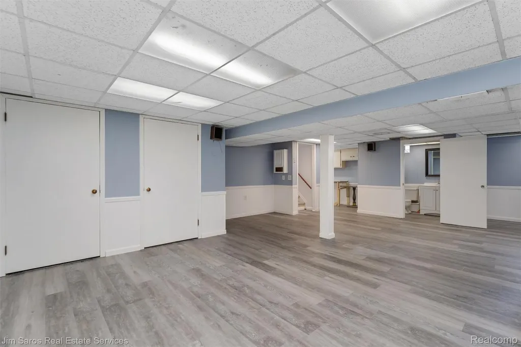 22444 Wildwood Street St. Clair Shores City MI 48081