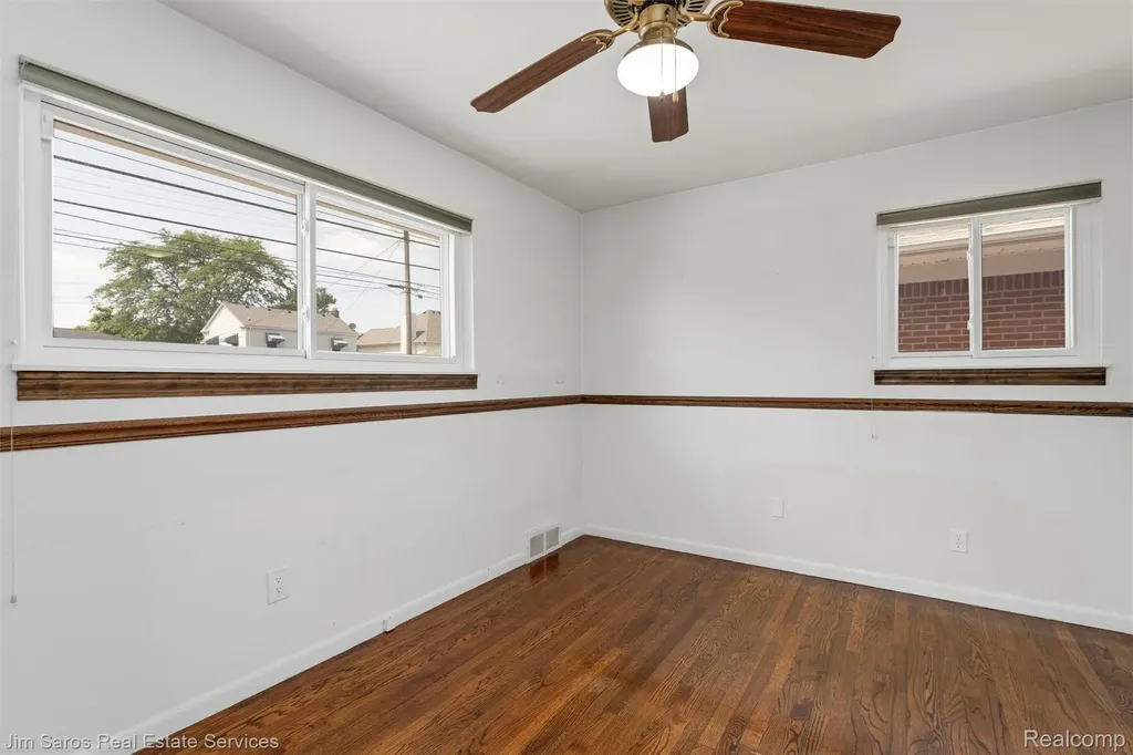 22444 Wildwood Street St. Clair Shores City MI 48081