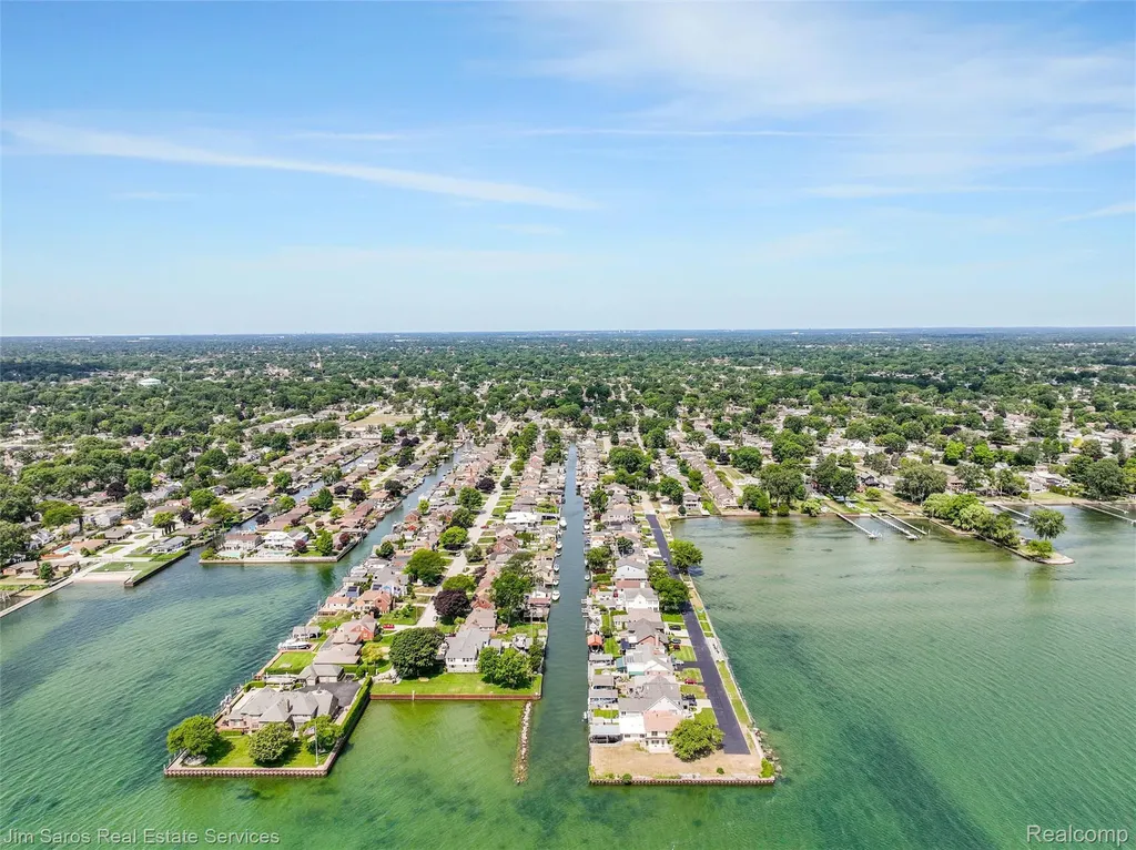 22444 Wildwood Street St. Clair Shores City MI 48081
