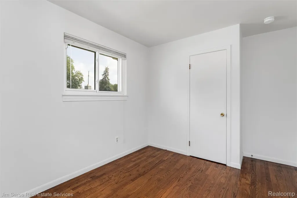22444 Wildwood Street St. Clair Shores City MI 48081