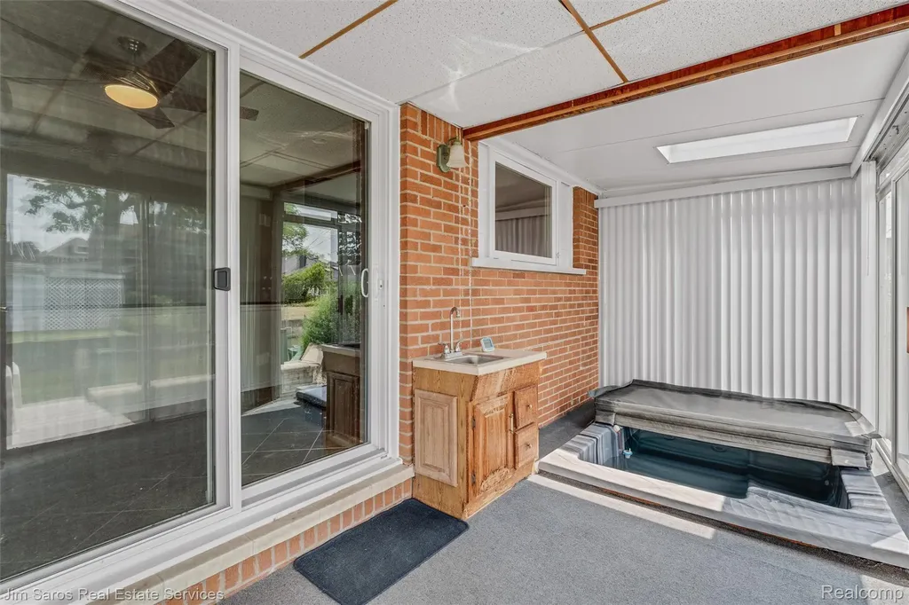 22444 Wildwood Street St. Clair Shores City MI 48081