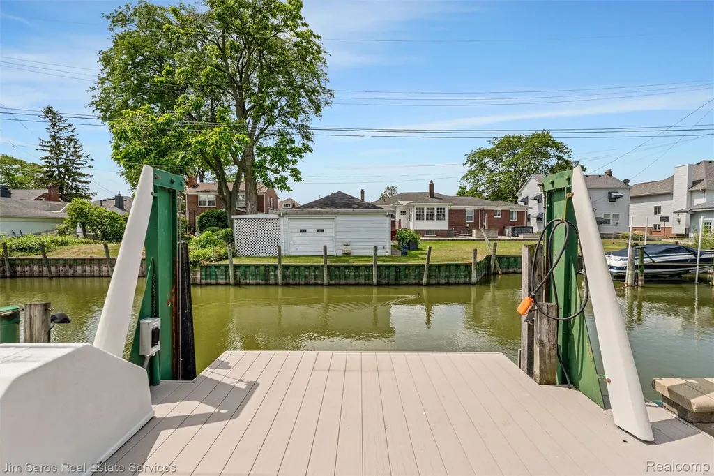 22444 Wildwood Street St. Clair Shores City MI 48081