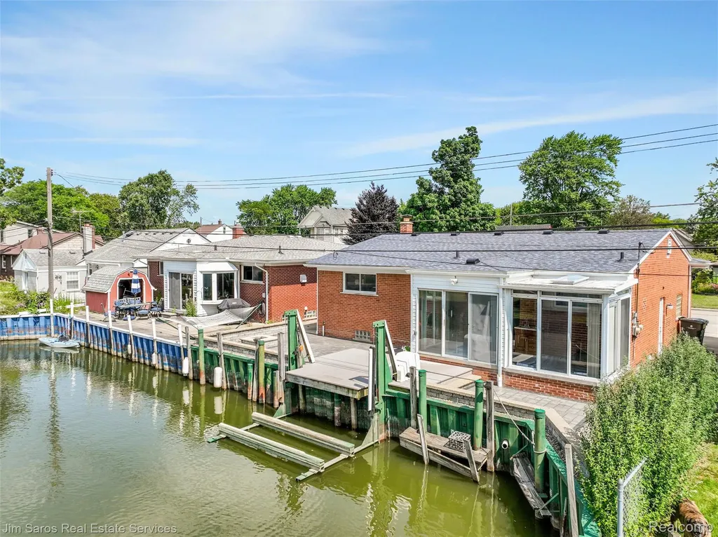22444 Wildwood Street St. Clair Shores City MI 48081