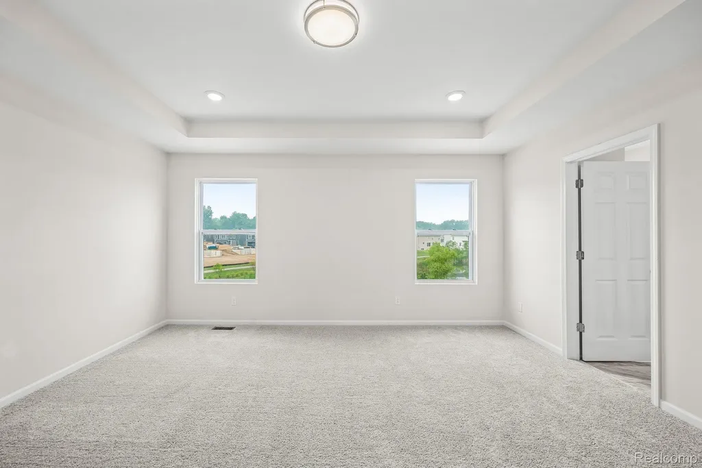 387 Edge Brook Holly Township MI 48442