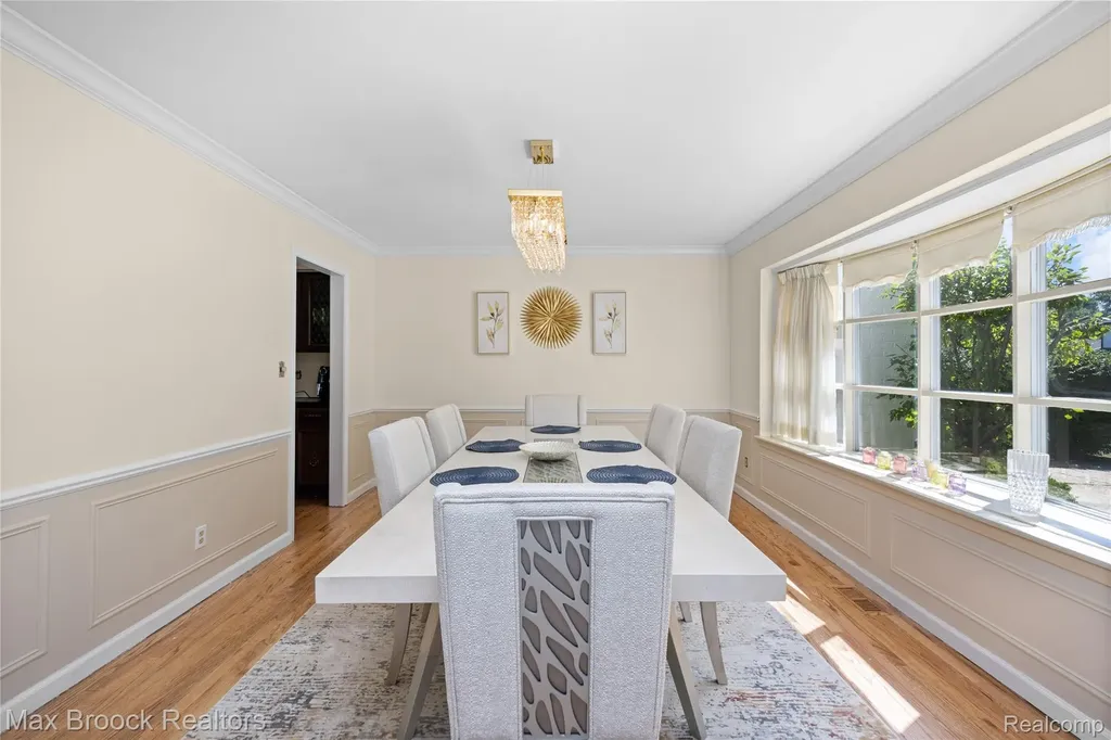 6679 Edinborough West Bloomfield Charter Township MI 48322