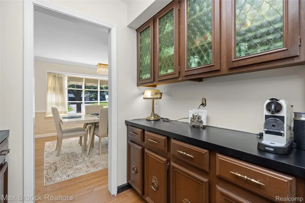 6679 Edinborough West Bloomfield Charter Township MI 48322