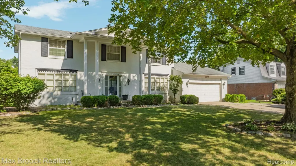 6679 Edinborough West Bloomfield Charter Township MI 48322
