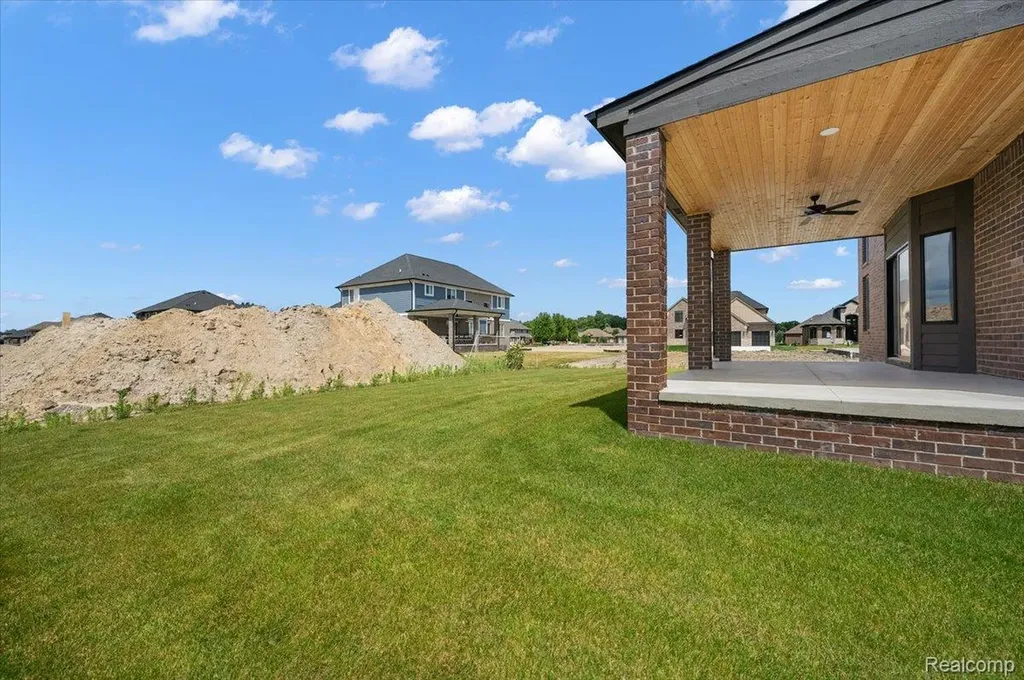 24611 Tribute Drive Macomb Township MI 48042