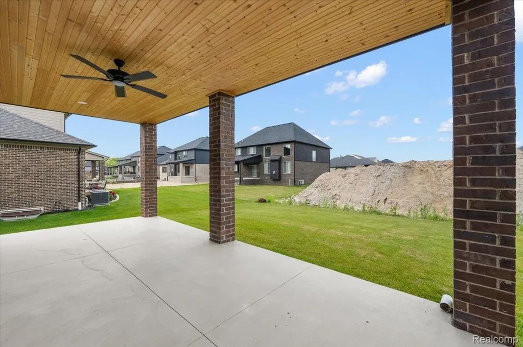 24611 Tribute Drive Macomb Township MI 48042