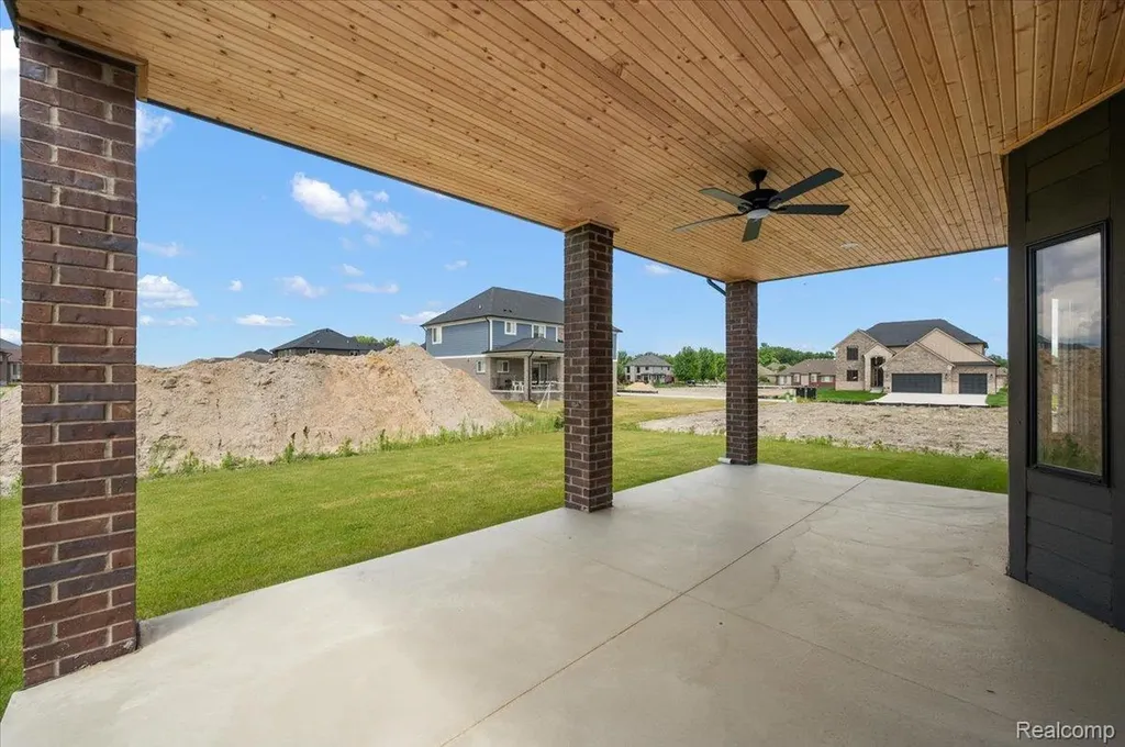 24611 Tribute Drive Macomb Township MI 48042