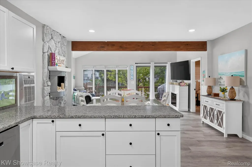 11438 Riverbank Lane Putnam Township MI 48169
