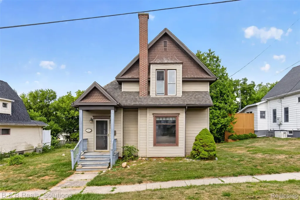 307 N Cherry Street Flushing City MI 48433